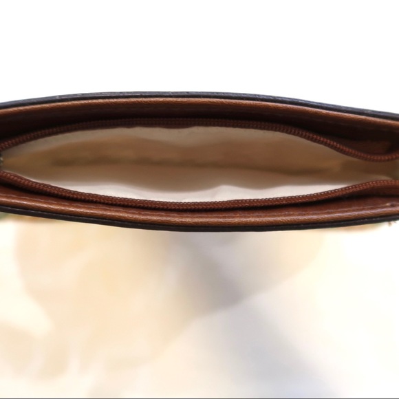 🔴 Minicci Wristlet - Picture 3 of 3